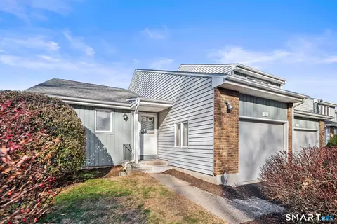 51 Ivy Ln, South Windsor, CT 06074