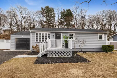 19 Dell Dr, East Haven, CT 06513