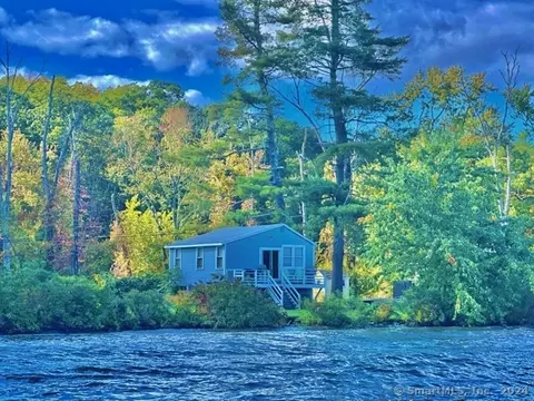 94 Little Meadow Rd, Haddam, CT 06438