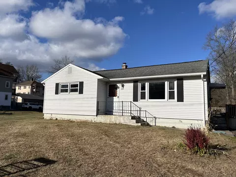 80 Barnes St, Bristol, CT 06010