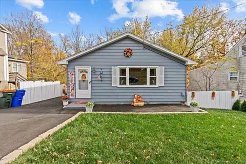 97 Horton Ave, Meriden, CT 06450