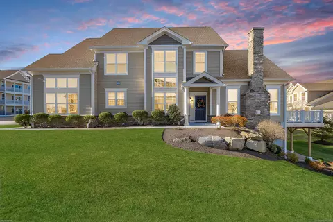 24 Old Pasture Dr #24, Danbury, CT 06810