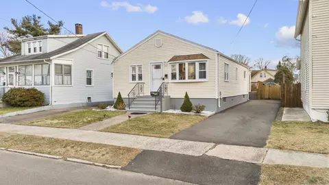 214 White St, West Haven, CT 06516
