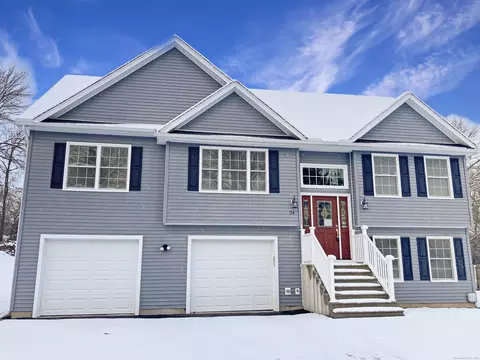 24 Longmeadow Dr, Wolcott, CT 06716