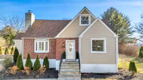 1743 Hartford Tpke, North Haven, CT 06473