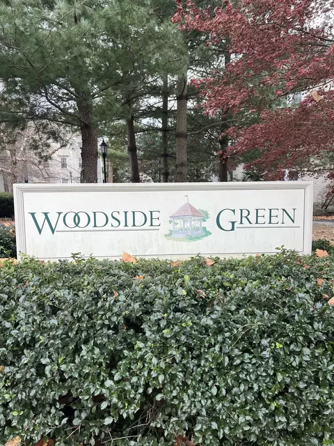 140 Woodside Grn # 3A, Stamford, CT 06905