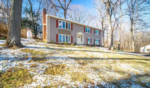 20 Cedar Hill Rd, Shelton, CT 06484