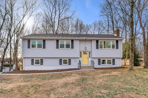 156 Spring St, Windsor Locks, CT 06096