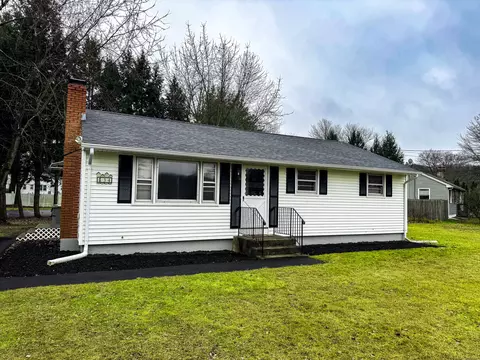 34 Mare Rd, Bristol, CT 06010