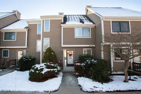 34 Reed Ct #34, Bloomfield, CT 06002