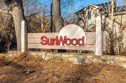 51 Red Oak Cir #51, Shelton, CT 06484