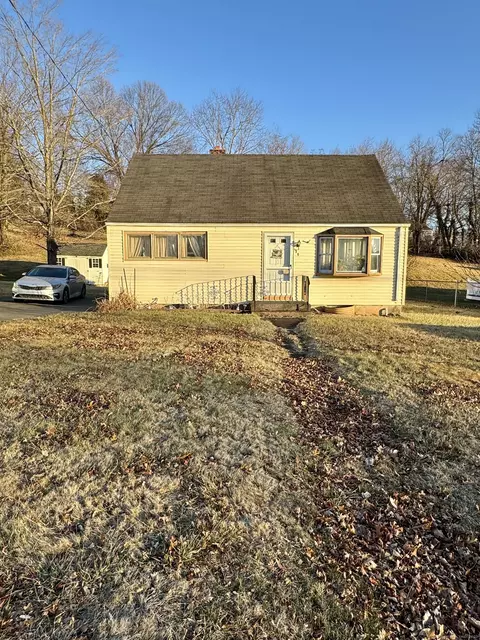 59 Tremper Dr, Wallingford, CT 06492