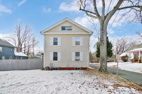 34 Elm St, Windsor Locks, CT 06096