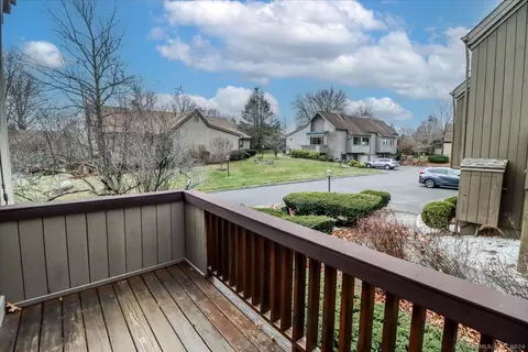 762 Pontiac Ln #A, Stratford, CT 06614
