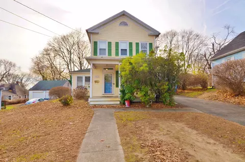 1413 Broadbridge Ave, Stratford, CT 06615