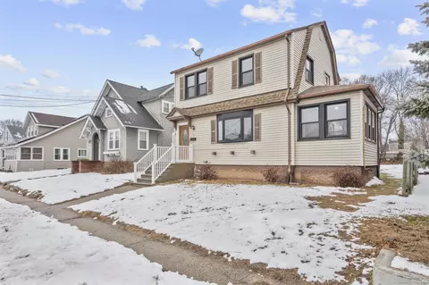 31 Dodge Ave, East Haven, CT 06512