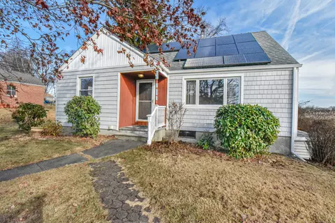 192 Home Acres Ave, Milford, CT 06460