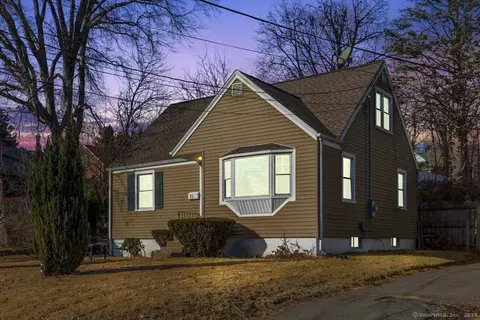 85 Buell St, New Britain, CT 06051