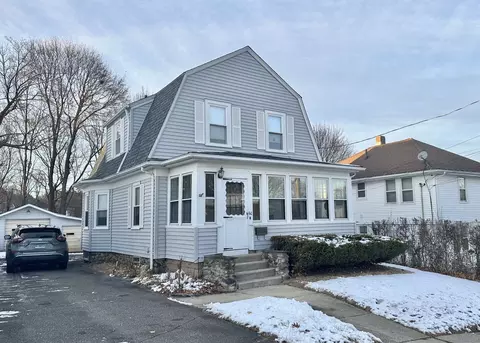 60 Putnam St, Bristol, CT 06010
