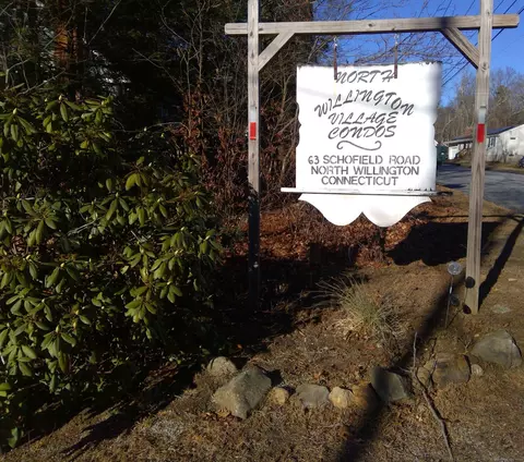 63 Schofield Rd #40, Willington, CT 06279