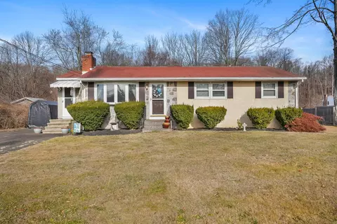 143 Foxon Rd, East Haven, CT 06513