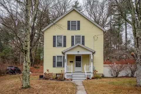 81 Woodland St, Simsbury, CT 06070
