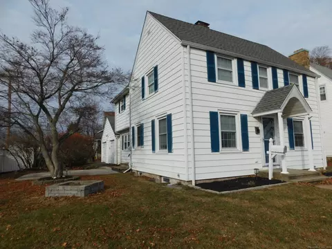 2 Chidsey Ave, East Haven, CT 06512