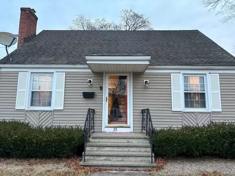 25 Palm St, Manchester, CT 06040