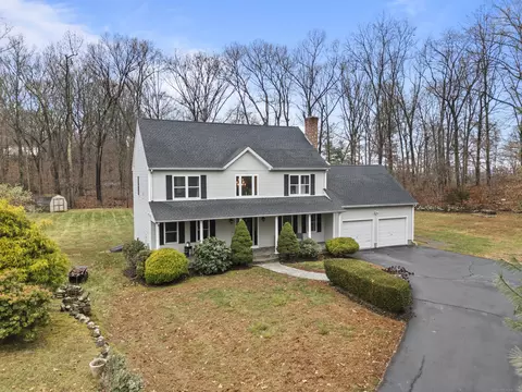 5 Judith Ct, Northford, CT 06472