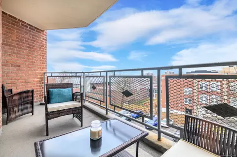 71 Strawberry Hill Ave #404, Stamford, CT 06902