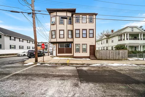 14 5th St, Ansonia, CT 06401