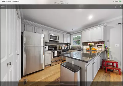 61 Fawn Ridge Ln #61, Wilton, CT 06897