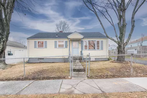 8 Ellington St, Hartford, CT 06106