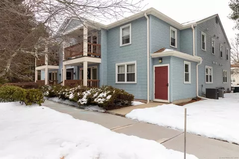 107 Ashmead Cmns #107, Enfield, CT 06082