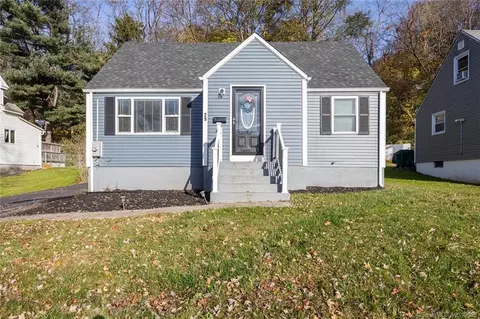 29 Clayton Ct, New Britain, CT 06053