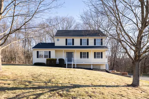 331 Michelle Ln S, Thomaston, CT 06787