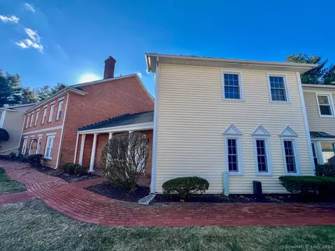 1 E Hayestown Rd #156, Danbury, CT 06811