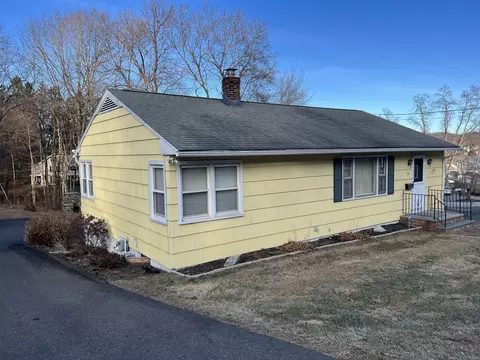 70 Woodruff Ave, Watertown, CT 06795