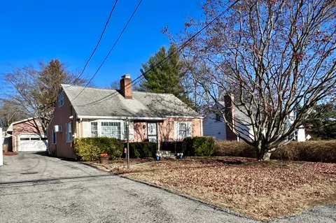 15 Longview Ave, Stamford, CT 06905