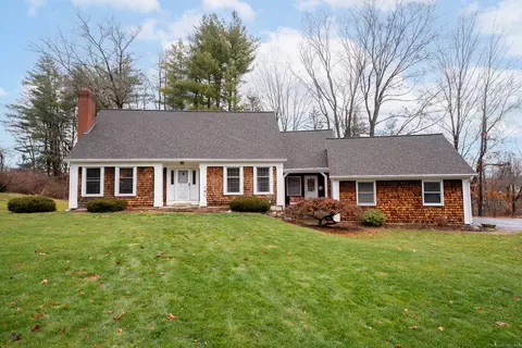 10 Kendrick Ln, Windsor, CT 06095