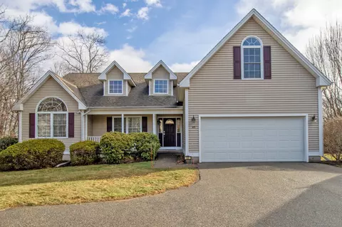 65 Laurel Rdg #65, East Hampton, CT 06424