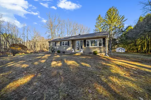 24 King Rd, Somers, CT 06071