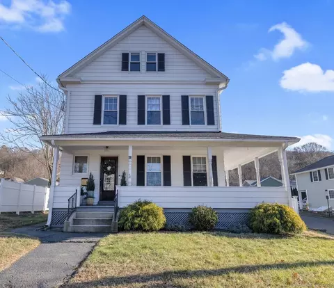 61 Elm St, Ansonia, CT 06401