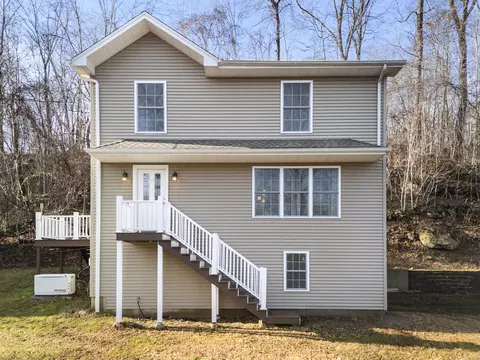 10 Olson Rd, North Branford, CT 06471