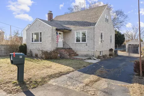 85 Green St, Stratford, CT 06615