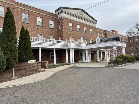 59 Courtland Ave #2I, Stamford, CT 06902