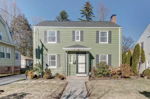 82 Litchfield St, Hartford, CT 06112