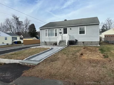 59 Welland Ave, Waterbury, CT 06708