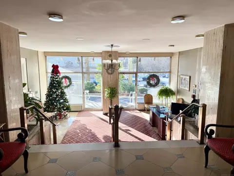 80 Cartright St #3K, Bridgeport, CT 06604