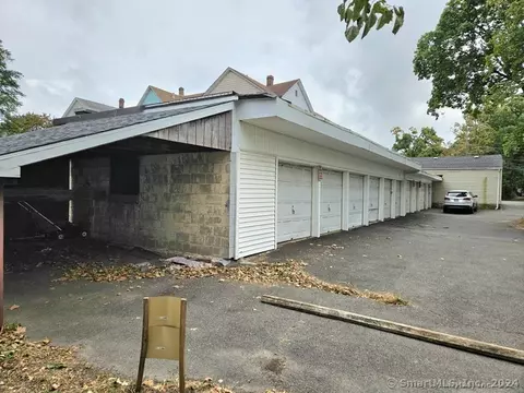 54 Englewood Ave, Waterbury, CT 06705